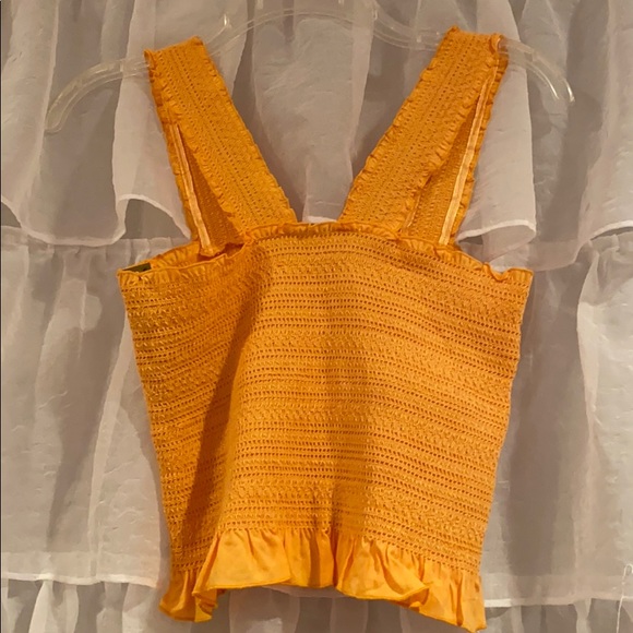 Cropped Tank Top - Picture 2 of 2